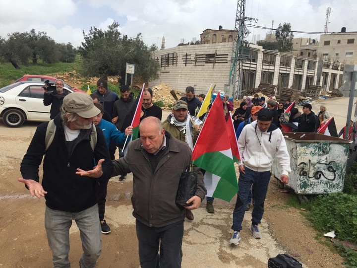 עשרות מפגינים בנבי סאלח לציון יום האדמה (חגי מטר)