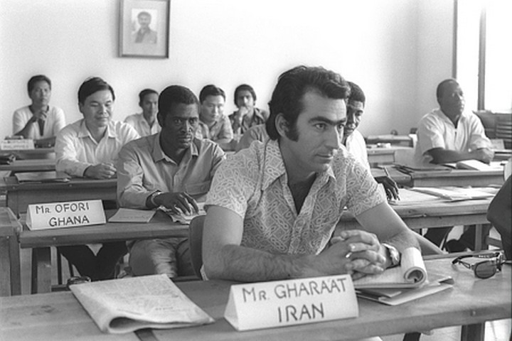 בשנות ה-60 וה-70, איראן היתה אחת משותפות הסחר הגדולות של ישראל. נציג איראני בהכשרה בבית ברל בישראל (צילום: פריץ כהן / לע"מ)