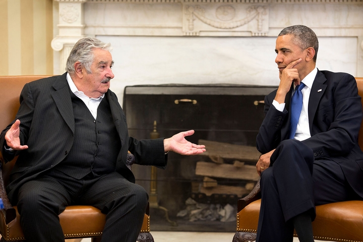 חוזה "פפה" מוחיקה, לשעבר נשיא אורוגוואי, בפגישה עם הנשיא אובמה ב-2014 (צילום: פיט סוזה, הבית הלבן)