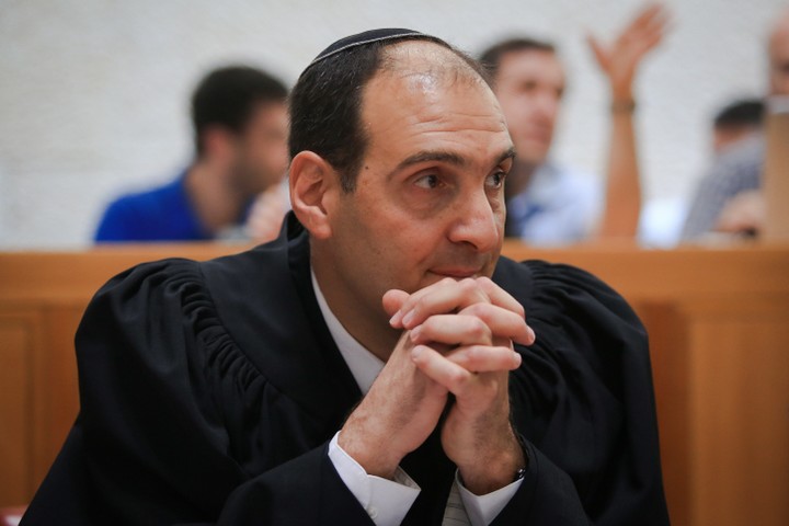 גייס אפילו את הצדק החלוקתי לצידו. עו"ד הראל ארנון בדיון בבג"ץ נגד חוק הסדרה. (יונתן זינדל / פלאש 90)