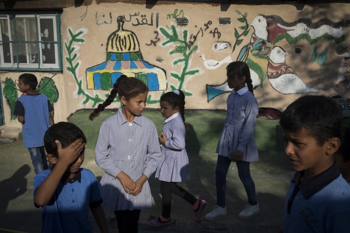 מתוך התערוכה "עדות מקומית 2018": צלם אקטיבסטילס ושיחה מקומית זכה במקום הראשון בקטגוריית חברה וקהילה על סדרת צילומים שתיעדו את המאבק נגד הריסת ח'אן אל אחמר (אורן זיו / אקטיבסטילס)