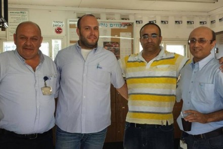 ניסן נמני, שלומי שטרית ונהגים נוספים. נחושים להאבק. (צילום: אבי בלכרמן)