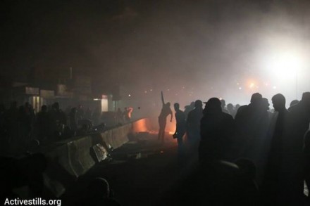 שלושים אלף מפגינים בהפגנה בקלנדיה בסולידריות עם עזה. ליל אל-קדר (צילום: אקטיבסטילס)