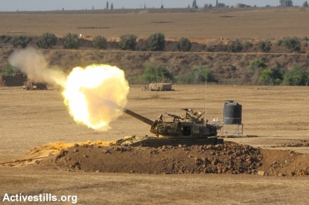 התותחים רועמים בגבול עזה (יותם רונן / אקטיבסטילס)