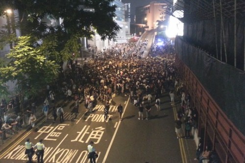 מחאת המטריות: "למנוע מהונג קונג להפוך לעוד עיר סינית"
