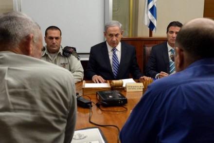 בנימין נתניהו בישיבה (חיים צח לע"מ)