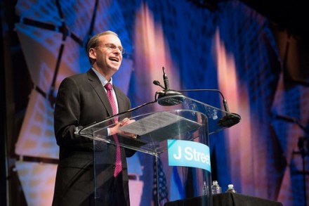 ג'רמי בן-עמי, נשיא ג'יי סטריט, בכנס הכלל-ארצי החמישי של הארגון בוושינגטון (באדיבות ג'יי סטריט)