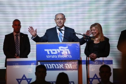 בנימין נתניהו, חגיגות נצחון (צילום: שיחה מקומית)