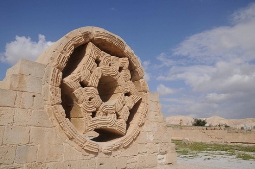 שרידים של ארמון הישאם, פאתי יריחו (orientalizing CC BY-NC-ND 2.0)