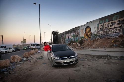 ספיד סיסטרס: נהגות המרוצים הפלסטיניות דוהרות קדימה נגד כל המחסומים