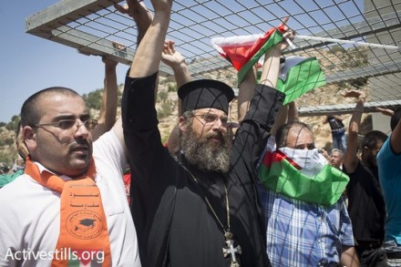 מאות הפגינו בבית ג'אלה נגד בניית חומת ההפרדה (אורן זיו/אקטיבסטילס)