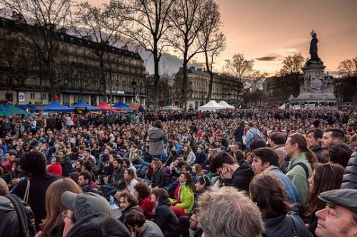 לא רק חוקי עבודה: תנועת המחאה בצרפת נאבקת על שינוי הסדר הפוליטי
