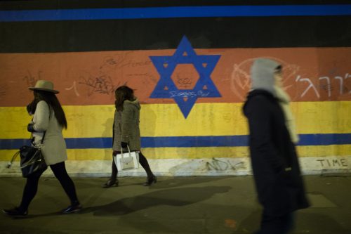 השמאל בברלין לומד ממירי רגב איך לנסות להשתיק פלסטינים