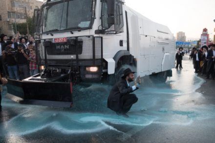 מכתזית, "בואש", המיוצרת בקיבוץ "בית אלפא" של השומר הצעיר (צילום: פלאש90)