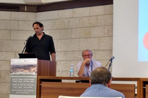 גלעד אך, מנכ"ל " ארגון הימין פורום ישראל ירוקה" בכנס "איכות סביבה ושמירת טבע חוצי גבולות" (אורלי נוי)