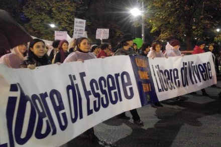 מאות אלפים צעדו ברומא לציון יום המאבק באלימות נגד נשים. 24 בנובמבר 2018 (צילום: ריקי אופנהיים)