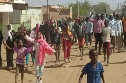 המחאה בסודאן: "המהפכה מצליחה. כולם סביב אל-באשיר יודעים שהוא כישלון"