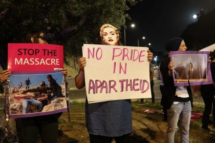 "ישראל מתחזה לדמוקרטיה בזמן שהיא מבצעת פשעים". מפגינים מול תחרות האירוויזיון בתל אביב (צילום: אורן זיו / אקטיבסטילס)